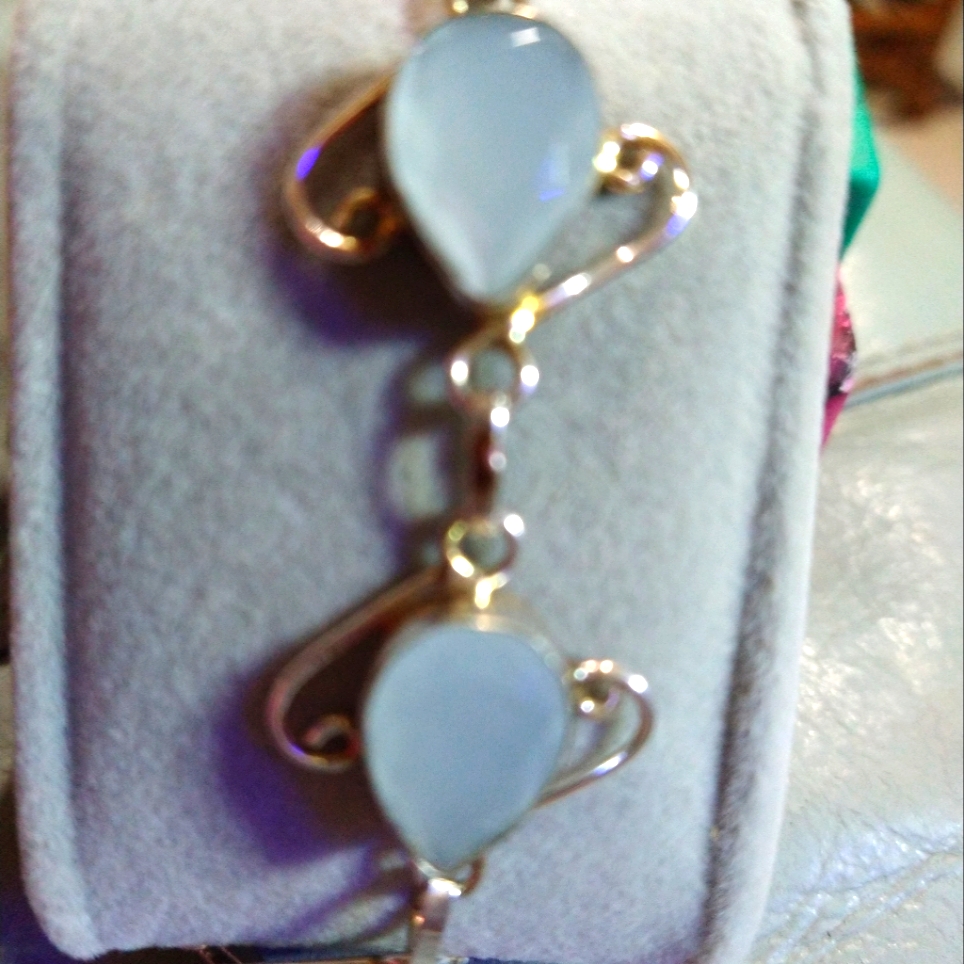 Moonstone Pear-Shaped Cabs Sterling T-Bar Closure Bracelet Adjust 7 - 85 102$